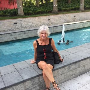 Meet your Posher, Denese